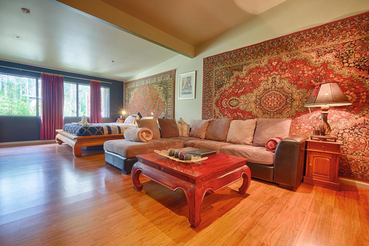 Mudstone Suites Pemberton Extérieur photo