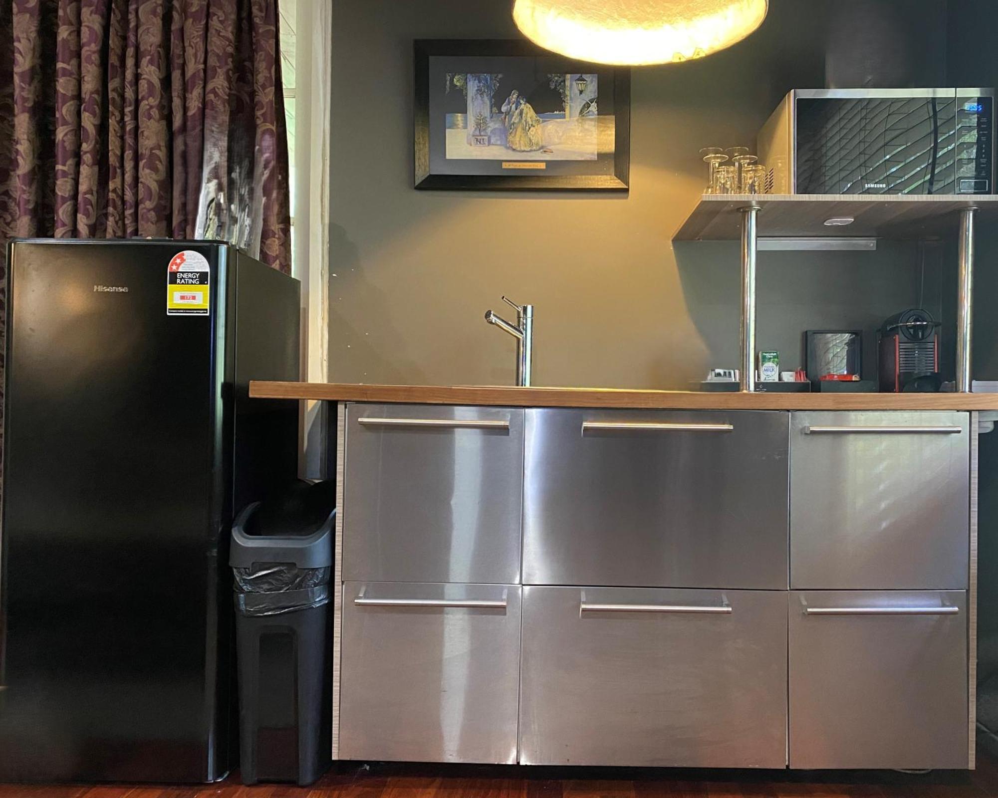 Mudstone Suites Pemberton Extérieur photo